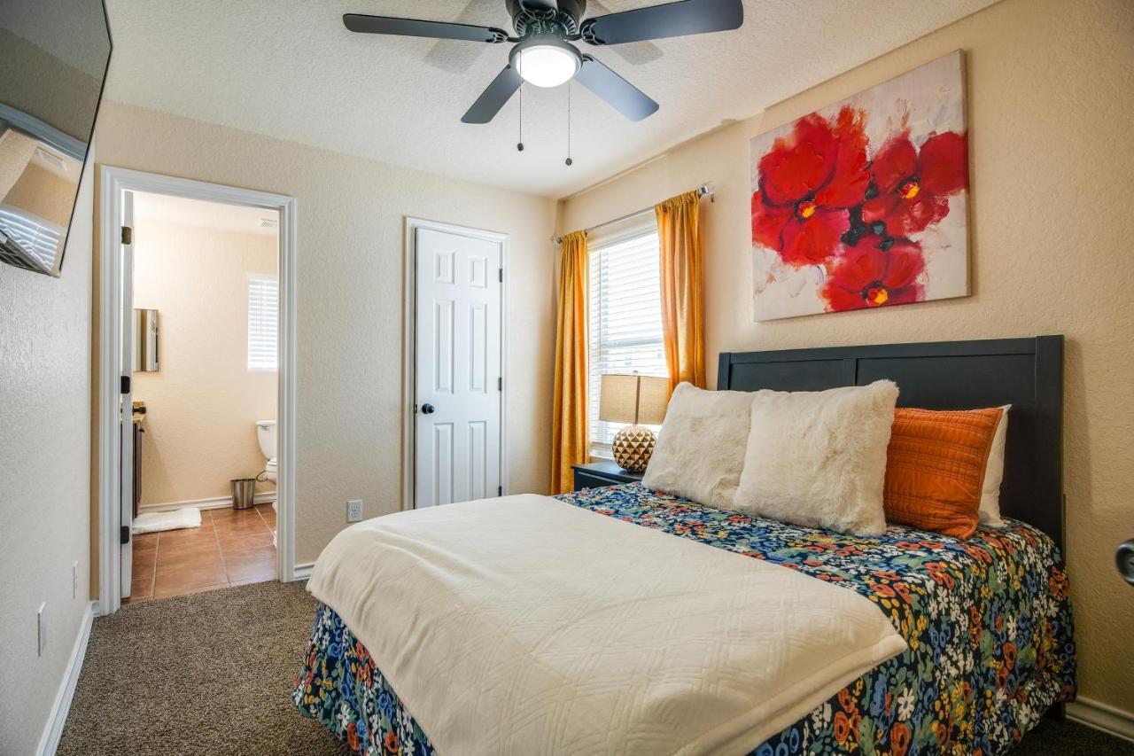 San Antonio Townhome About 2 Mi To Aquarium! ภายนอก รูปภาพ