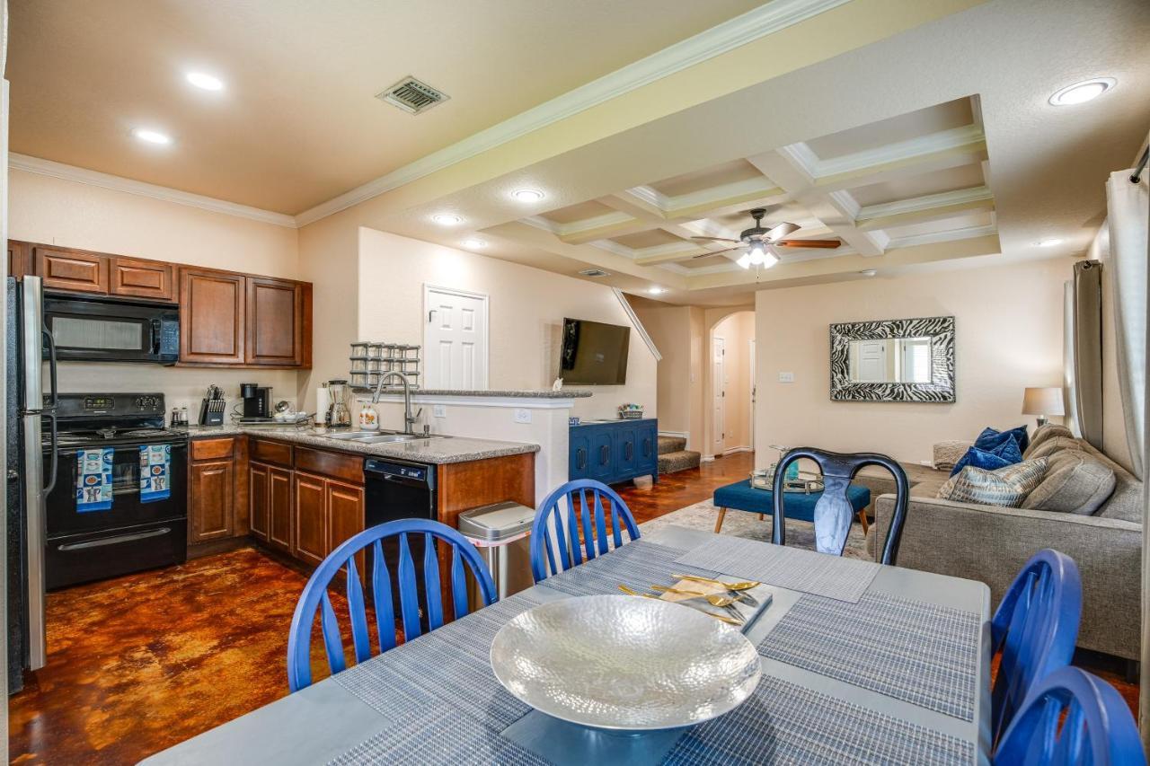 San Antonio Townhome About 2 Mi To Aquarium! ภายนอก รูปภาพ
