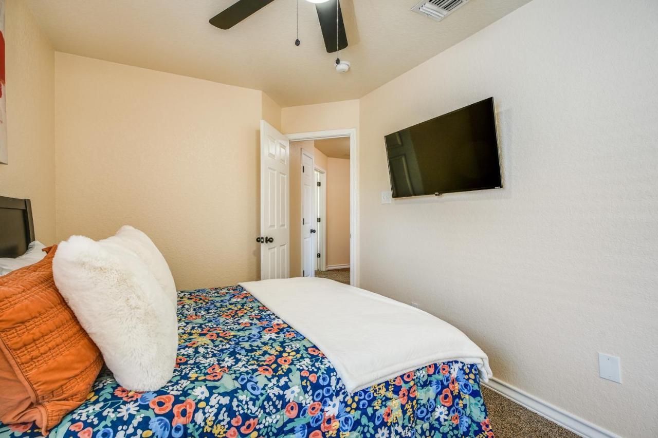 San Antonio Townhome About 2 Mi To Aquarium! ภายนอก รูปภาพ